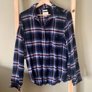 American Eagle Blue Plaid Button-Up Shirt